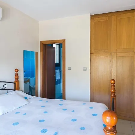 Saint Rafael Apartment *